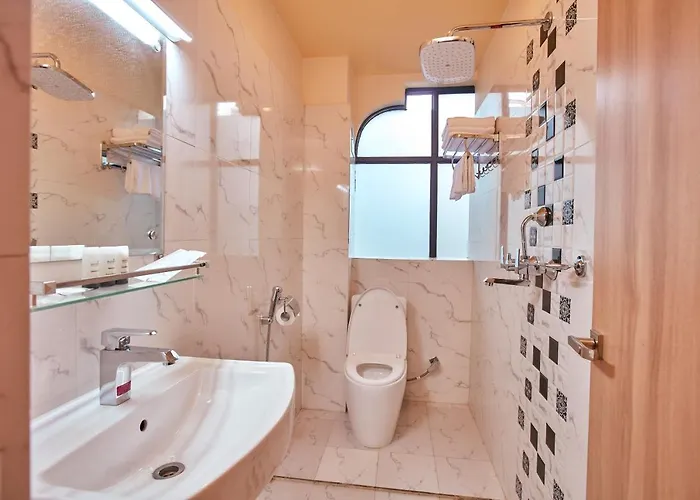 The Samrat Palace - Luxury In 3* Katmandú