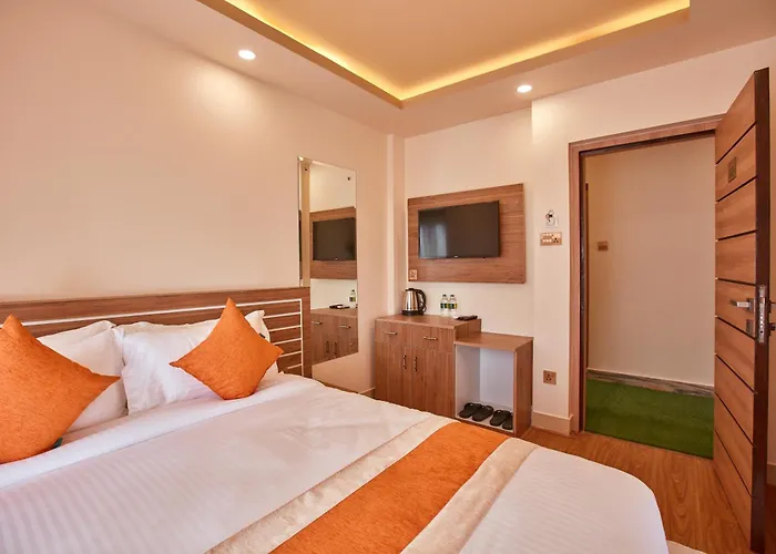The Samrat Palace - Luxury In 3*