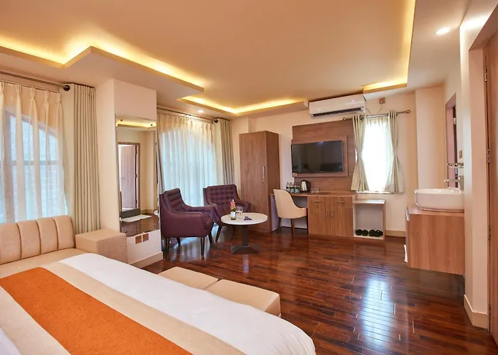 The Samrat Palace - Luxury In Hotel